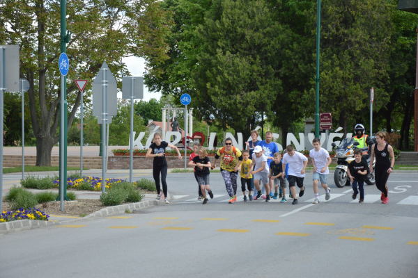 sos-20190511-knyek-1069082A65-62FE-478C-0DE8-9483ECEF8FB6.jpg