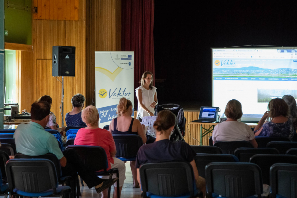 kulturkaravan-knyek-20190810-5482436A4-C6A5-C06D-2F69-1D5830E43426.jpg